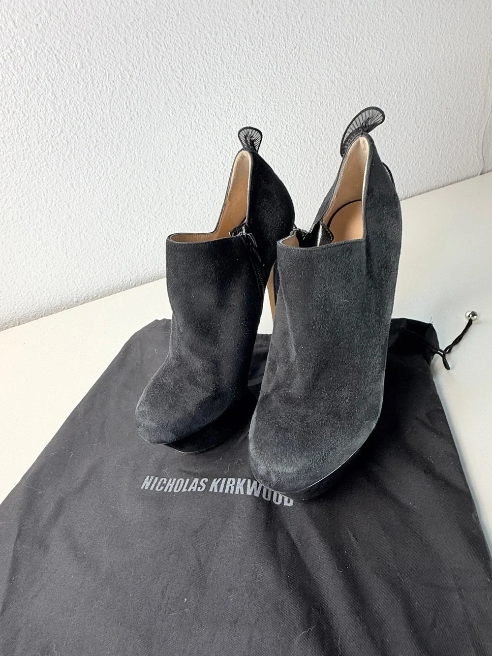 Nicholas Kirkwood Black Suede Ruffle Heel Platform Booties Size 38 With Dustbag